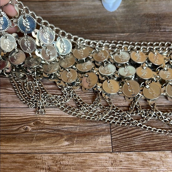 Elegant Silver Chain Belt - Picture 2 of 6